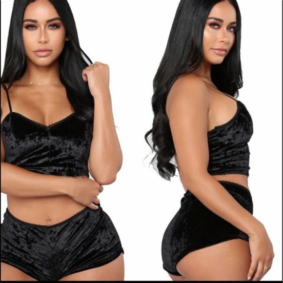 Black Sexy Velvet Pajama Set - Picture 1 of 4
